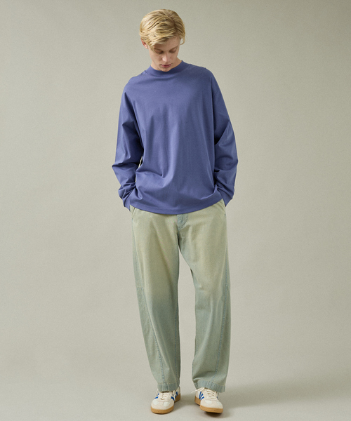 ABAHOUSE（アバハウス）の「シルケットポンチ モックネック ロンT / オーバーサイズ（Tシャツ/カットソー・メンズ・ホワイト/グレイッシュブルー/ブラック・46/48）」の4枚目の写真