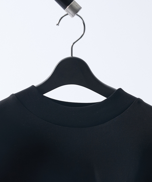 ABAHOUSE（アバハウス）の「シルケットポンチ モックネック ロンT / オーバーサイズ（Tシャツ/カットソー・メンズ・ホワイト/グレイッシュブルー/ブラック・46/48）」の7枚目の写真