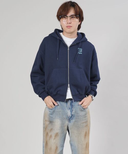 FFEIN（フェイン）の「【FFEIN（フェイン）】ヘビーウエイトワンポイントロゴ立体フードジップパーカー / パーカー 裏起毛 ジップ 刺繍 ロゴ フーディ ダブルジップ（パーカー・メンズ・アッシュグレー/ブラック/ブラウン/ネイビー・LARGE/MEDIUM/SMALL）」の16枚目の写真