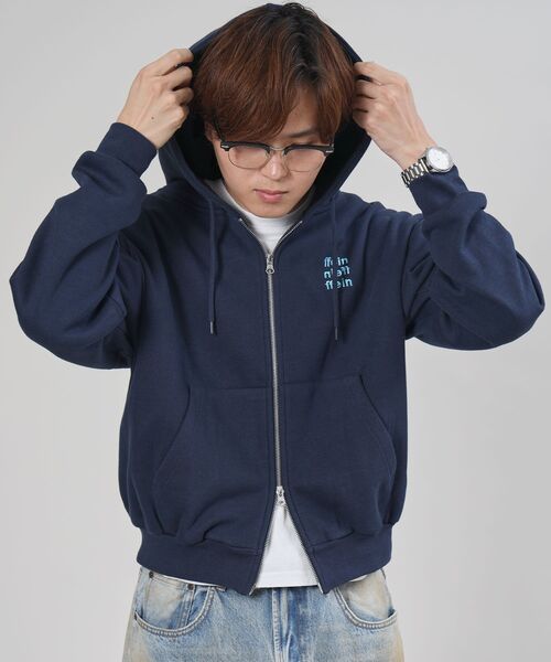 FFEIN（フェイン）の「【FFEIN（フェイン）】ヘビーウエイトワンポイントロゴ立体フードジップパーカー / パーカー 裏起毛 ジップ 刺繍 ロゴ フーディ ダブルジップ（パーカー・メンズ・アッシュグレー/ブラック/ブラウン/ネイビー・LARGE/MEDIUM/SMALL）」の18枚目の写真