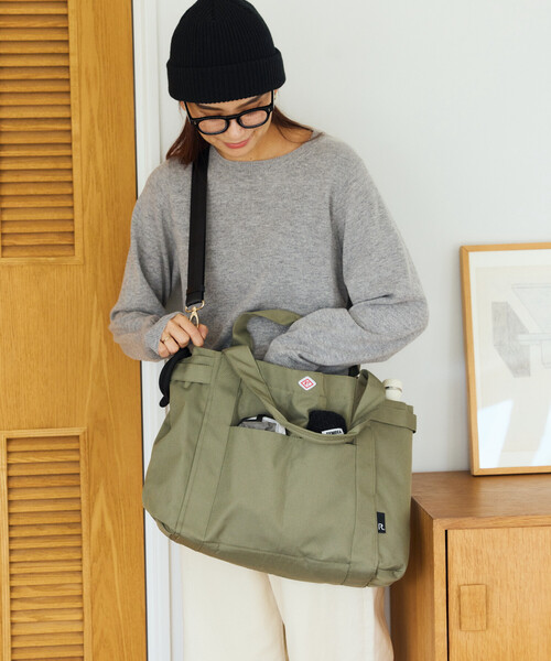 ROOTOTE(ルートート)の「ROOTOTE/ルートート ミディアムポケッツ D 撥水 トートバッグ(トートバッグ・レディース・ブラック/ブルー/ベージュ/ブラウン/グレー/キャメル・ONE SIZE)」の6枚目の写真