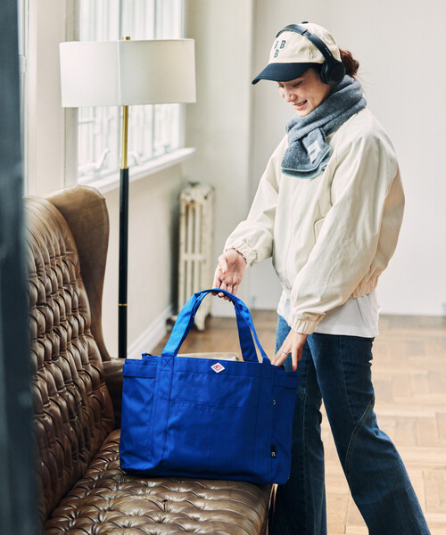 ROOTOTE(ルートート)の「ROOTOTE/ルートート ミディアムポケッツ D 撥水 トートバッグ(トートバッグ・レディース・ブラック/ブルー/ベージュ/ブラウン/グレー/キャメル・ONE SIZE)」の5枚目の写真