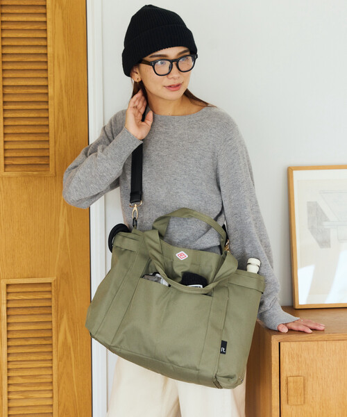 ROOTOTE（ルートート）の「ROOTOTE/ルートート ミディアムポケッツ D 撥水 トートバッグ（トートバッグ・レディース・ブラック/ブルー/ベージュ/ブラウン/グレー/キャメル・ONE SIZE）」の7枚目の写真