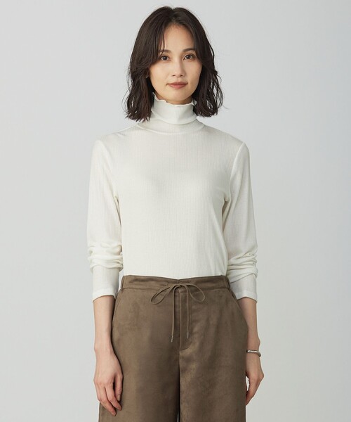 J.PRESS(ジェイプレス)の「カシミヤシルク シアーリブ タートル カットソー(Tシャツ/カットソー・レディース・グレー系/アイボリー系/ブラウン系/サックスブルー系・LARGE/MEDIUM)」の3枚目の写真