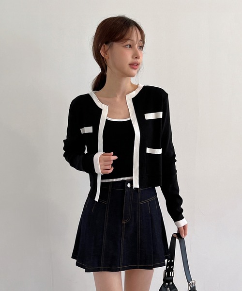 by muni:r（バイ ムニール）の「【着用動画あり・2色・２サイズ展開】デニムプリーツミニスカート/2025 AW COLLECTION（デニムスカート・レディース・ブラック/ブルー・MEDIUM/SMALL）」の3枚目の写真