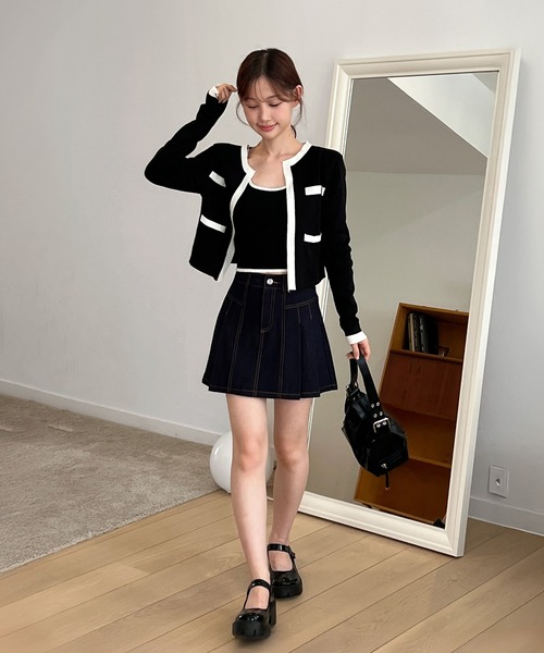 by muni:r（バイ ムニール）の「【着用動画あり・2色・２サイズ展開】デニムプリーツミニスカート/2025 AW COLLECTION（デニムスカート・レディース・ブラック/ブルー・MEDIUM/SMALL）」の9枚目の写真