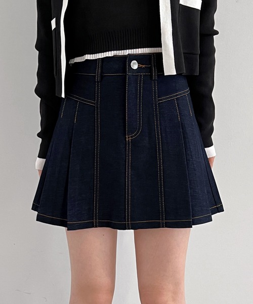 by muni:r（バイ ムニール）の「【着用動画あり・2色・２サイズ展開】デニムプリーツミニスカート/2025 AW COLLECTION（デニムスカート・レディース・ブラック/ブルー・MEDIUM/SMALL）」の19枚目の写真