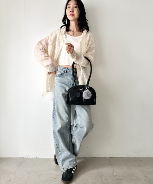 Lee(リー)の「Lee/リー 2ポケット ロングハンドル PUミニボストンバッグ/ボンボンチャーム(ボストンバッグ・レディース・ワイン/ブラック・FREE)」の9枚目の写真