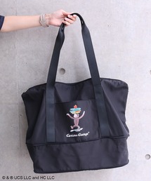 ACCOMMODE（アコモデ）の「【365Curious】Curious George サイズアップボストン（ボストンバッグ）」