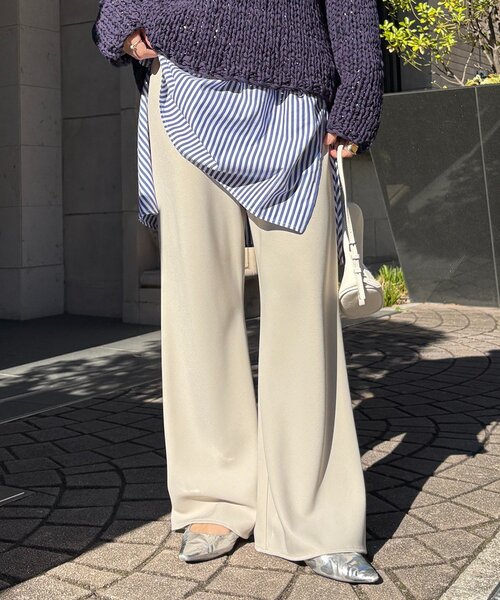 DouDou（ドゥドゥ）の「バイヤスセミフレアパンツ（その他パンツ・レディース・ブラウン/カーキ/ブラック/モスグリーン/ライトベージュ・36/38）」の3枚目の写真