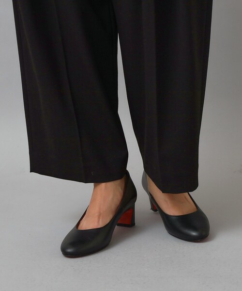 DRESSTERIOR(ドレステリア)の「カーブスラックスパンツ(その他パンツ・レディース・グレー/ブラック・34/36/38/40)」の16枚目の写真