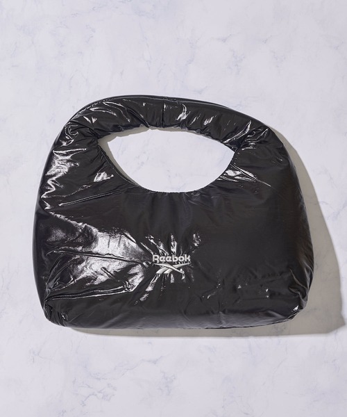Reebok（リーボック）の「【Reebok / リーボック】ワンポイント刺繍 パテッドナイロンミニトートバッグ / ワンショルダーバッグ（トートバッグ・レディース・シルバー/ブラック/ピンク・FREE）」の7枚目の写真