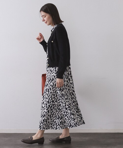 OPAQUE.CLIP（オペークドットクリップ）の「モールニットクルーカーディガン【洗濯機OK】（カーディガン/ボレロ・レディース・ライトグレー/ブラック/ボルドー・40/38/42）」の6枚目の写真