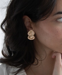 abaskdesign（アバスクデザイン）の「ヴィンテージ風ダブルプレートイヤリング（イヤリング）」