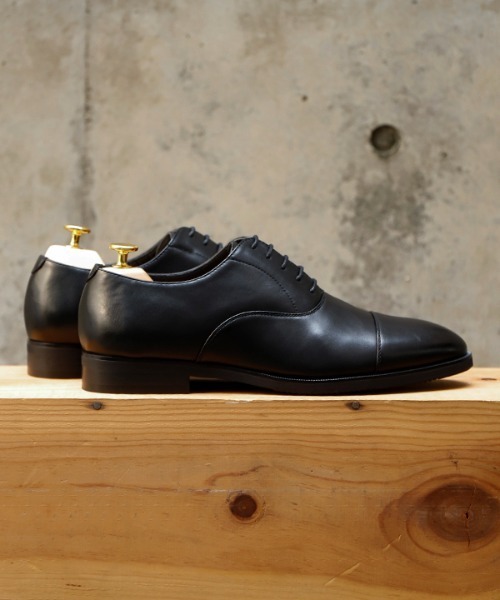 LUGG NAGG(ラグナグ)の「【Stnd works/スタンドワークス】撥水加工 PUレザー 内羽根 ストレートチップ ドレスシューズ(ドレスシューズ・メンズ・ブラック/ダークブラウン・26.0cm/26.5cm/27.0cm/27.5cm/25.5cm)」の8枚目の写真