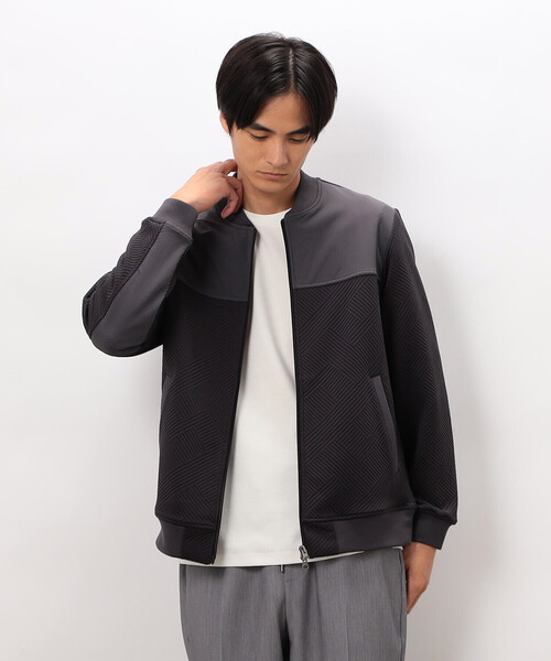 COMME CA ISM(コムサイズム)の「リンクスジャカードダンボール MA-1 ブルゾン(ブルゾン・メンズ・ブラック/チャコール・MEDIUM/LARGE)」の12枚目の写真