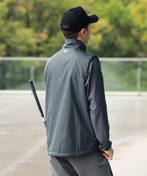 BEAMS GOLF（ビームスゴルフ）の「ORANGE LABEL / パッデッド ベスト（撥水）（ベスト・メンズ・チャコールグレー/ライトグレー/ベージュ・MEDIUM/LARGE/SMALL/X-LARGE）」の20枚目の写真