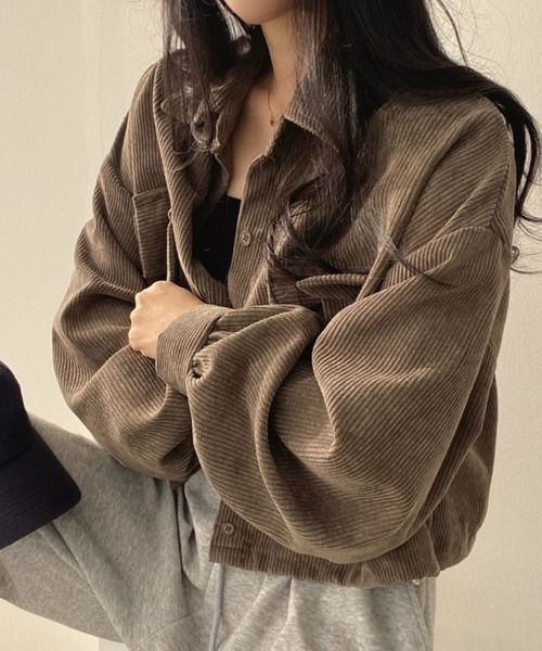 SHOUYO(ショウヨウ)の「コーデュロイショート丈シャツジャケット/ブラック・ブラウン(その他アウター・レディース・ブラック/ブラウン・M)」の3枚目の写真