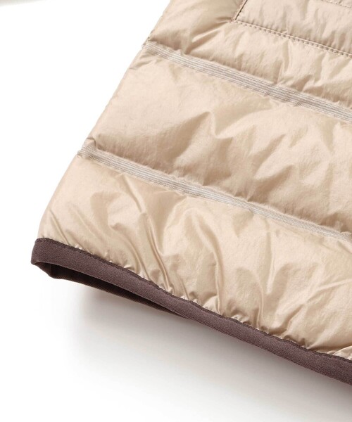 BeBe（ベベ）の「パイピング配色タフタライトダウンブルゾン（ダウンジャケット/コート・キッズ・ベージュ/ブラック・100cm/120cm/90cm/110cm/130cm/140cm/150cm）」の16枚目の写真