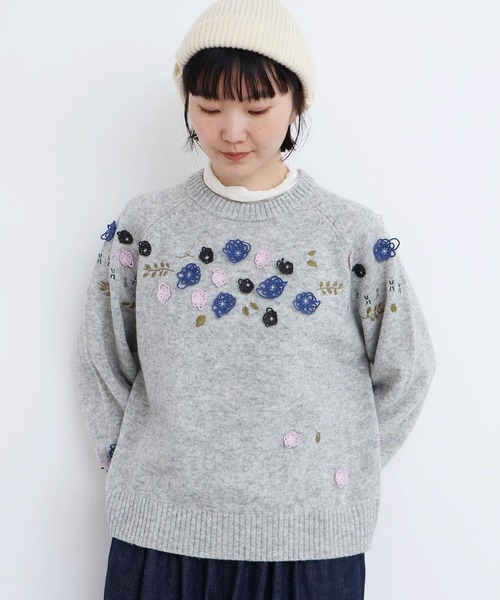 l'atelier du savon(アトリエドサボン)の「くるくるお花の 求心みたいなニットプルオーバー(ニット/セーター・レディース・レッド/チャコールグレー/グレー・FREE)」の9枚目の写真