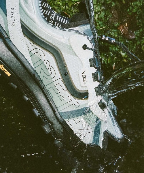 VANS（バンズ）の「クロスパス XC GORE-TEX / MTE Crosspath XC Gore-Tex BLAC VN000DAMRMO1（スニーカー・メンズ・オリーブ×ブラック・11/10/9.5/9/8.5/8/10.5/4/4.5/5）」の8枚目の写真