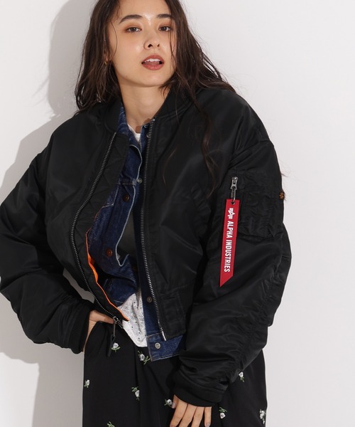 Alpha Industries（アルファインダストリーズ）の「【Alpha Industries】クロップドＭＡ－１（MA-1・レディース・グレー/ホワイト/ブラック・MEDIUM）」の3枚目の写真