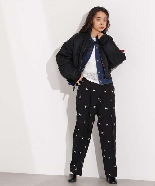 Alpha Industries（アルファインダストリーズ）の「【Alpha Industries】クロップドＭＡ－１（MA-1・レディース・グレー/ホワイト/ブラック・MEDIUM）」の22枚目の写真