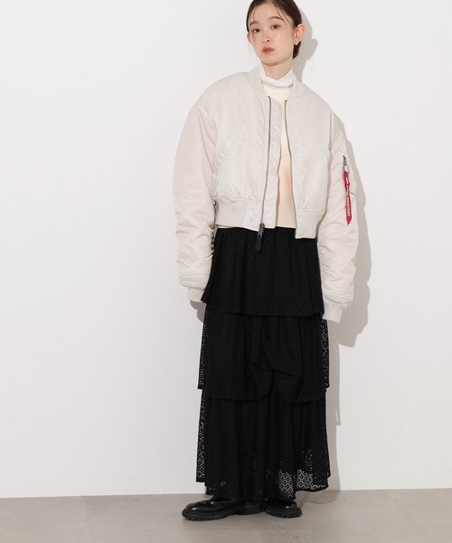 Alpha Industries（アルファインダストリーズ）の「【Alpha Industries】クロップドＭＡ－１（MA-1・レディース・グレー/ホワイト/ブラック・MEDIUM）」の7枚目の写真