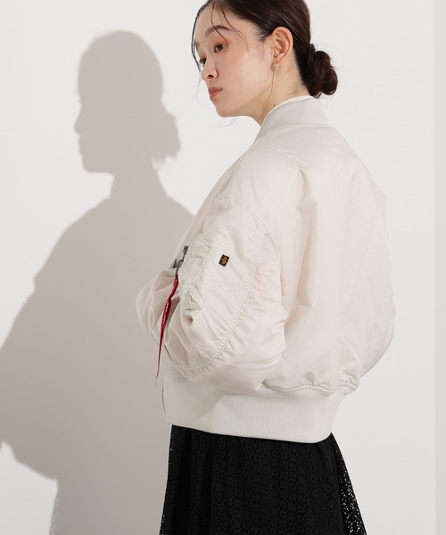 Alpha Industries（アルファインダストリーズ）の「【Alpha Industries】クロップドＭＡ－１（MA-1・レディース・グレー/ホワイト/ブラック・MEDIUM）」の6枚目の写真
