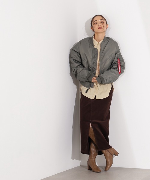 Alpha Industries（アルファインダストリーズ）の「【Alpha Industries】クロップドＭＡ－１（MA-1・レディース・グレー/ホワイト/ブラック・MEDIUM）」の9枚目の写真