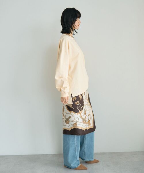 YECCA VECCA(イェッカヴェッカ)の「コットンルーズプルオーバー(Tシャツ/カットソー・レディース・オフホワイト/ブラック/ブラウン/ライトイエロー・FREE)」の17枚目の写真