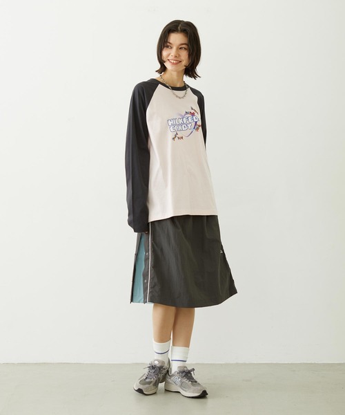 MILKFED.（ミルクフェド）の「CUTOUT LOGO TRACK SKIRT（スカート・レディース・ライトピンク/ブラック/チャコール・M/S）」の10枚目の写真