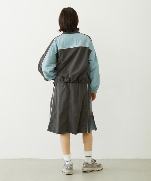 MILKFED.（ミルクフェド）の「CUTOUT LOGO TRACK SKIRT（スカート・レディース・ライトピンク/ブラック/チャコール・M/S）」の14枚目の写真