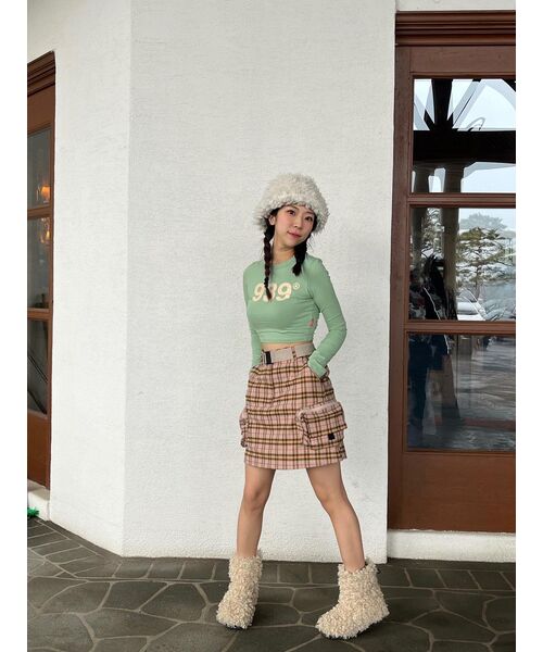 ARCHIVE BOLD(アーカイブボールド)の「939 LOGO CROP LONG SLEEVE (PALE SAGE)(Tシャツ/カットソー・レディース・その他・OS)」の7枚目の写真