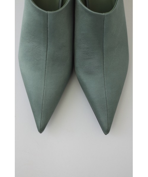 RIM.ARK（リムアーク）の「Pointed satin mule ポインテッドサテンミュール（パンプス・レディース・ライトカーキ/ブラック・37/38/39/36）」の9枚目の写真