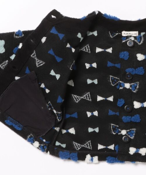 RAGMART(ラグマート)の「ボアフリースジャケット(カーディガン/ボレロ・キッズ・ブラック/グレー・100cm/110cm/120cm/130cm)」の4枚目の写真