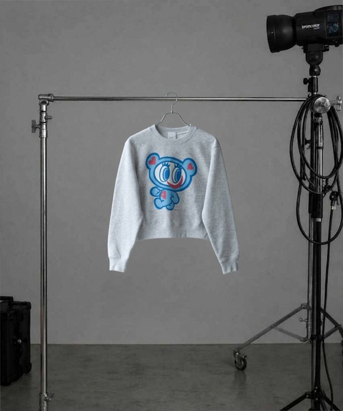 CULTURE SUPPLY(カルチャー サプライ)の「Angel Blue Sweat(Tシャツ/カットソー・レディース・ブラック系その他4/グレー系その他2/グレー系その他3/グレー系その他4/グレー系その他5/ブラック系その他2/グレー系その他/ブラック系その他/ブラック系その他3/ブラック系その他5・SHORT)」の7枚目の写真