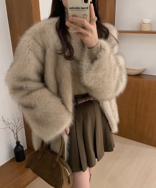 FREE STYLISTS（フリー スタイリスト）の「YUGA_YGMC 　Faux fur short coat（ブルゾン・レディース・ベージュ・FREE）」の6枚目の写真
