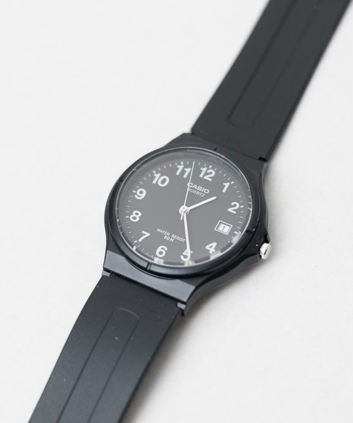 CASIO(カシオ)の「/CASIO(カシオ)/STANDARD Unisex DATE ANALOGUE(アナログ腕時計・メンズ・ホワイト系その他/ブラック系その他/ブラック・FREE)」の1枚目の写真