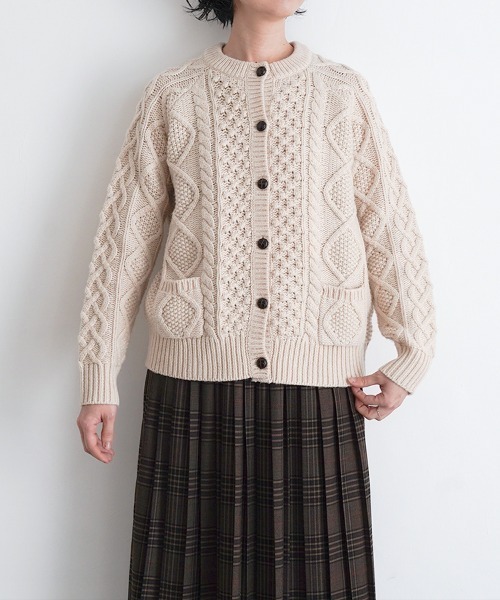 オオカミとフクロウ　ニット　ウール　カーディガン　人気　完売 中古・古着通販】オオカミとフクロウ (オオカミトフクロウ) オオカミと