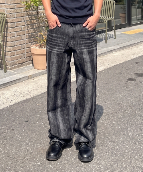 DECET(デケト)の「Stripe Bleach Wide Jeans DCPT049BlackB(デニムパンツ・レディース・その他・26/28/30/32/34)」の2枚目の写真