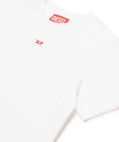 DIESEL KIDS（ディーゼルキッズ）の「DIESEL（ディーゼル）Kids & Junior ワンポイントブランドロゴ半袖Tシャツカットソー（Tシャツ/カットソー・キッズ・ブラック/ブルー/ホワイト・12Y/16Y/14Y/4Y/6Y/8Y/10Y）」の6枚目の写真