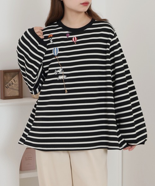 Quelle Chance(ケルシャンス)の「配色ステッチポケット刺繍ワンピース(Tシャツ/カットソー・レディース・キナリ/ブラック/チャコールグレー・M/L)」の2枚目の写真