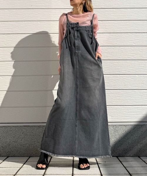 Q(キュー)の「デニムキャミワンピース(ワンピース・レディース・グレー/ブルー・MEDIUM)」の1枚目の写真