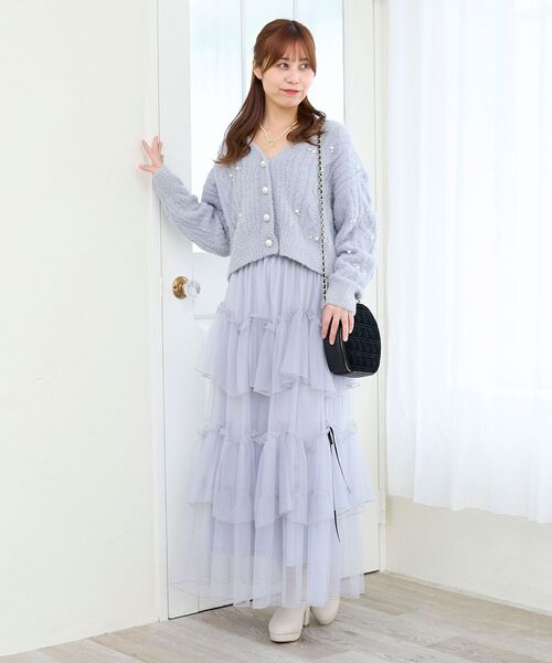 MAJESTIC LEGON(マジェスティックレゴン)の「ビジューマシュマロカーディガン(カーディガン/ボレロ・レディース・アイボリー/ピンク/ライトグレー/ブラック・MEDIUM)」の11枚目の写真