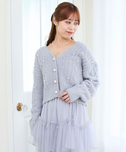 MAJESTIC LEGON(マジェスティックレゴン)の「ビジューマシュマロカーディガン(カーディガン/ボレロ・レディース・アイボリー/ピンク/ライトグレー/ブラック・MEDIUM)」の14枚目の写真