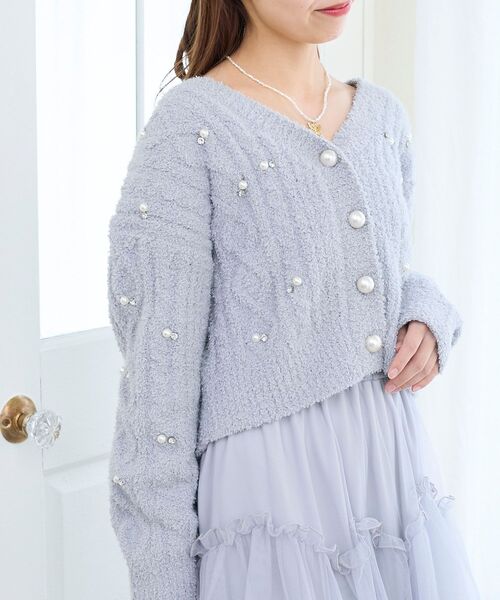 MAJESTIC LEGON(マジェスティックレゴン)の「ビジューマシュマロカーディガン(カーディガン/ボレロ・レディース・アイボリー/ピンク/ライトグレー/ブラック・MEDIUM)」の15枚目の写真