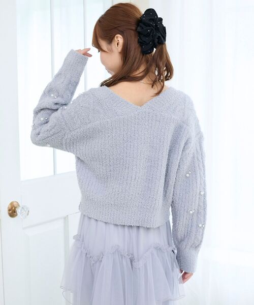 MAJESTIC LEGON(マジェスティックレゴン)の「ビジューマシュマロカーディガン(カーディガン/ボレロ・レディース・アイボリー/ピンク/ライトグレー/ブラック・MEDIUM)」の16枚目の写真