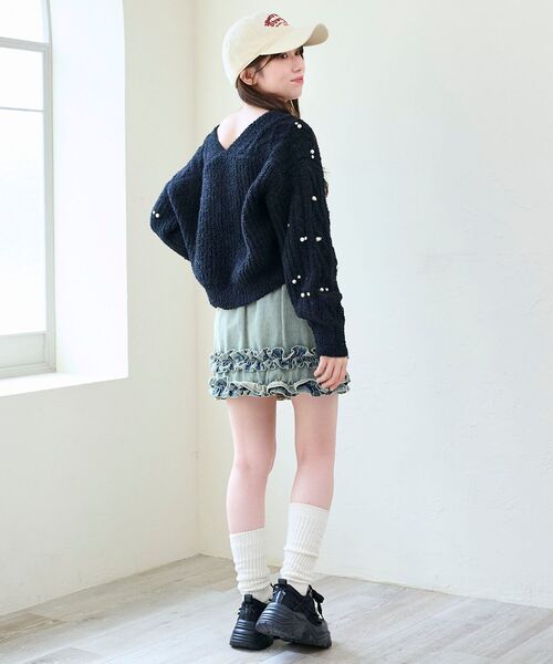 MAJESTIC LEGON(マジェスティックレゴン)の「ビジューマシュマロカーディガン(カーディガン/ボレロ・レディース・アイボリー/ピンク/ライトグレー/ブラック・MEDIUM)」の20枚目の写真