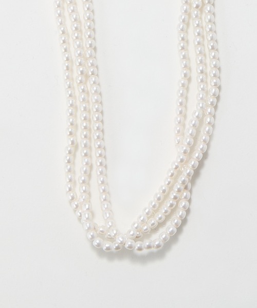 Phoebe（フィービィー）の「3連ビーズパールネックレス（ネックレス・レディース・ホワイト・FREE）」の4枚目の写真